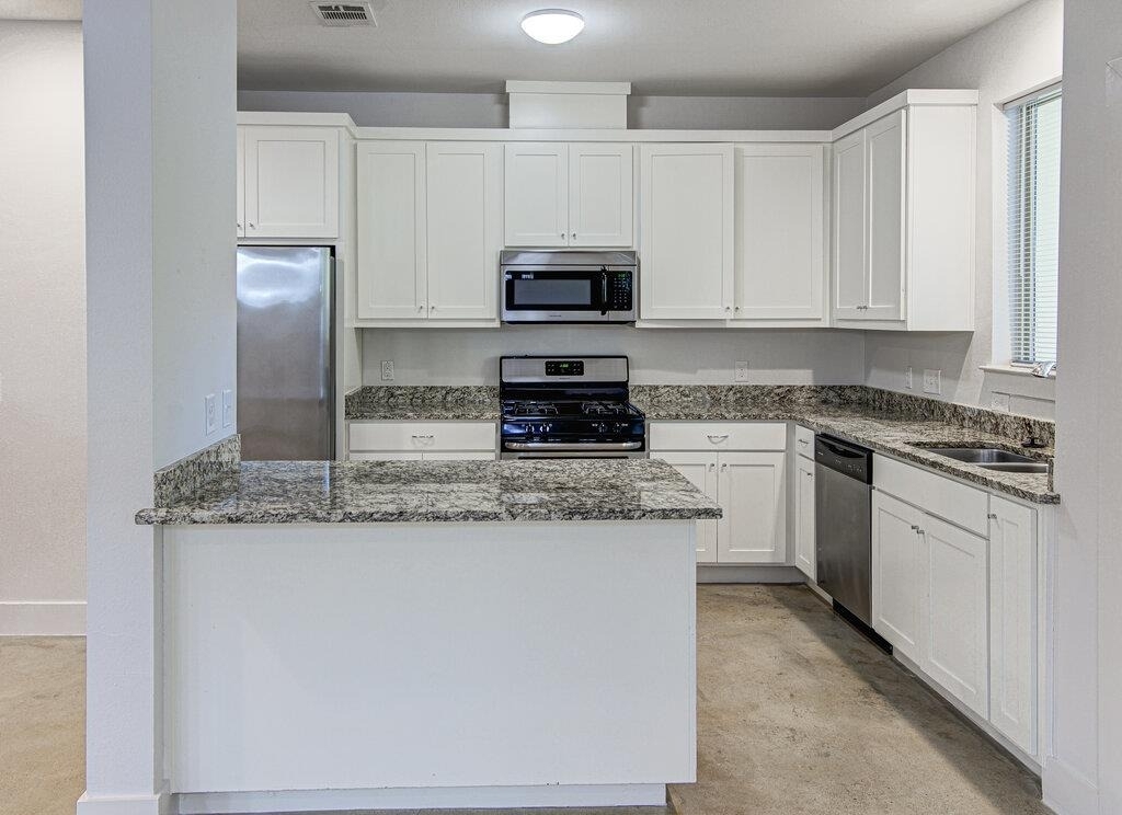 3301 Thomas Kincheon St - Photo 5