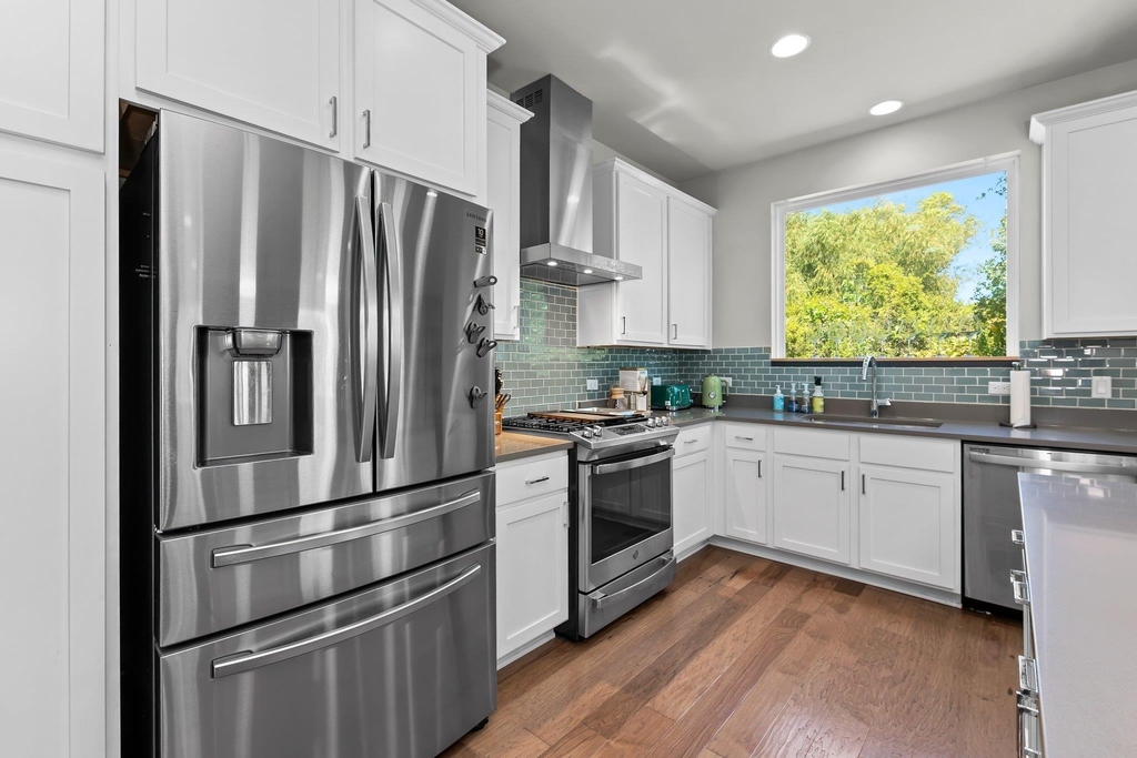7920 Yellow Thistle Trl - Photo 17