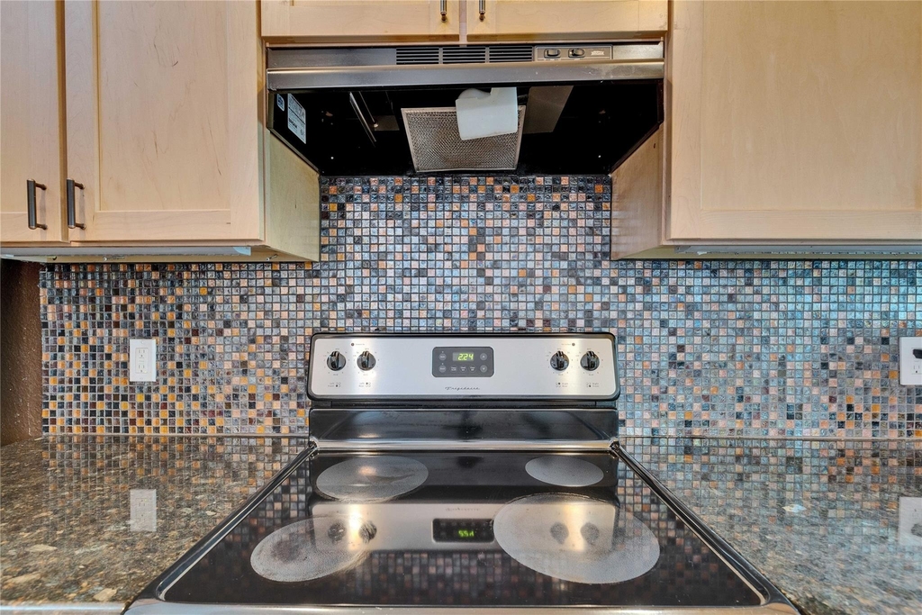 1505 Bridgeway Dr - Photo 11