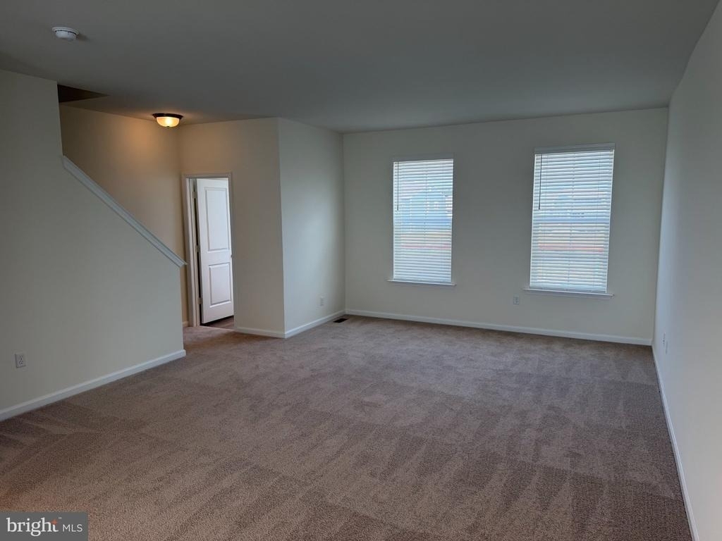 730 Rosler Way - Photo 7