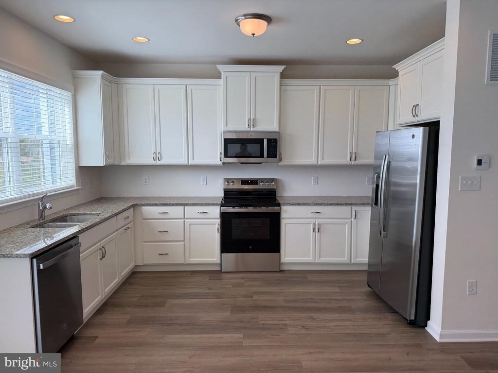 730 Rosler Way - Photo 6