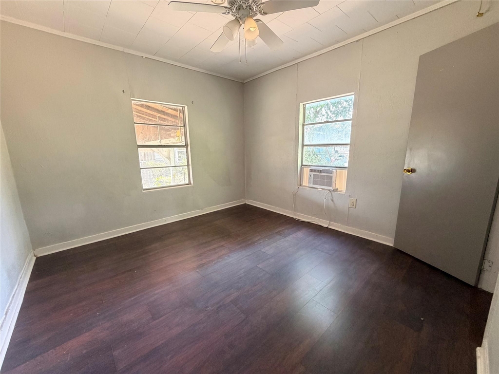 107 Franklin St - Photo 13