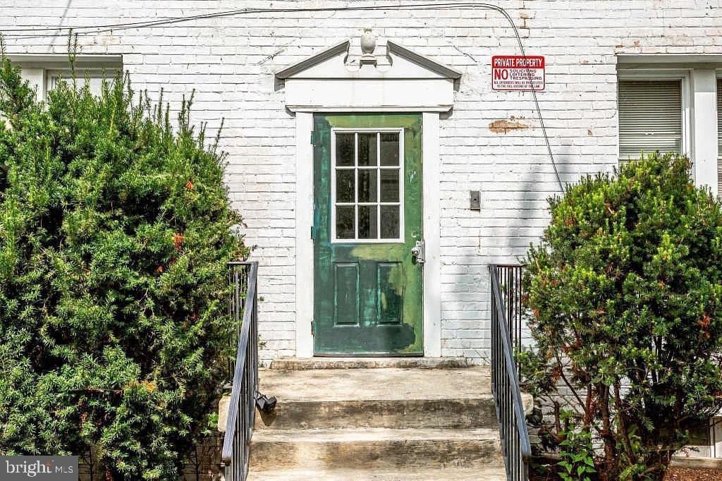 4208 Foote Street Ne - Photo 0