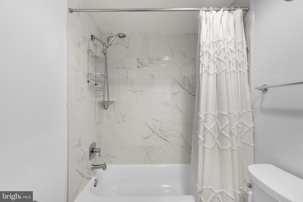2130 N Street Nw - Photo 17