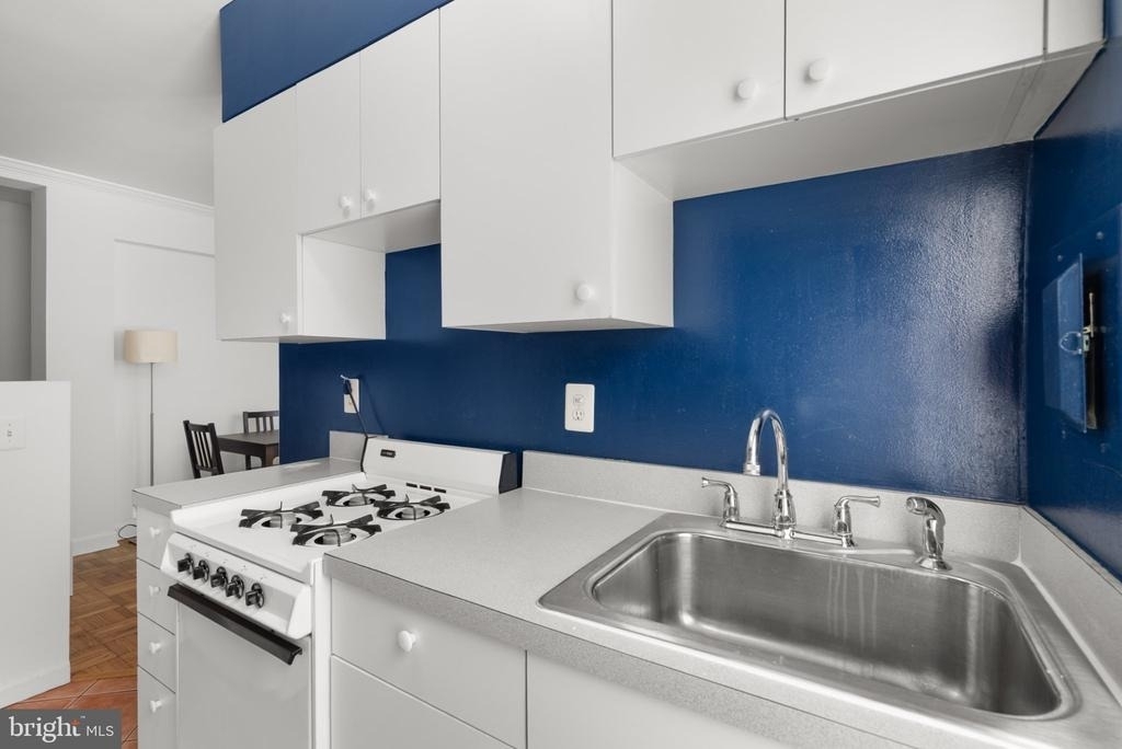 2130 N Street Nw - Photo 26