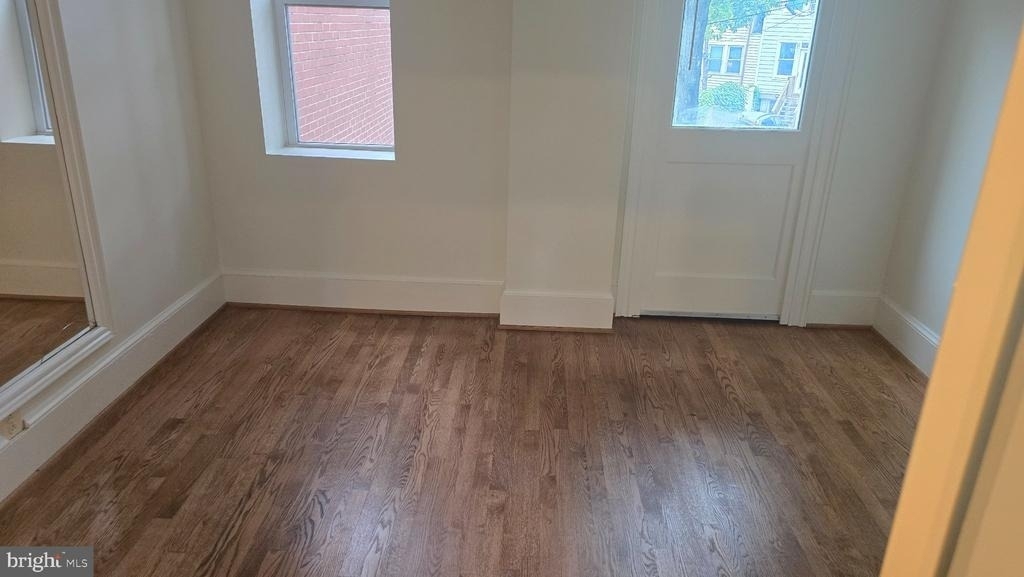 320 14th Street Ne - Photo 12