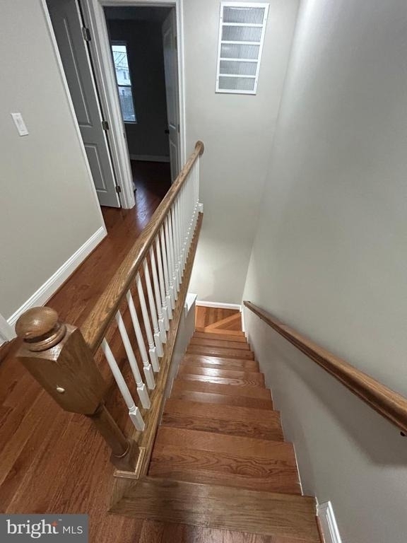 1922 Capitol Avenue Ne - Photo 26