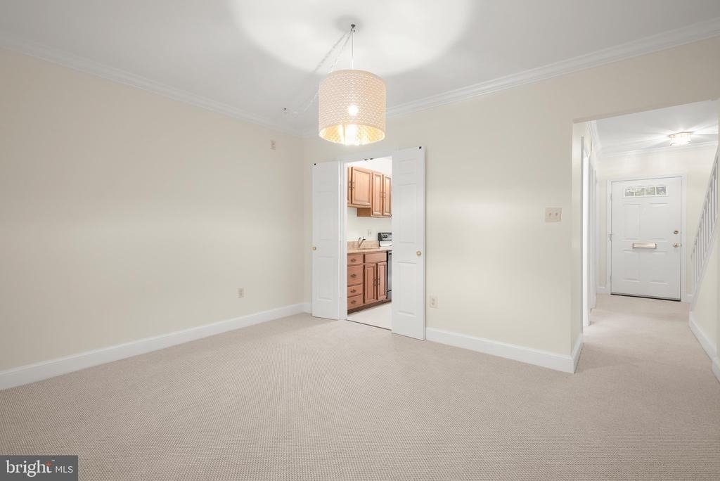 3287 Sutton Place Nw - Photo 5