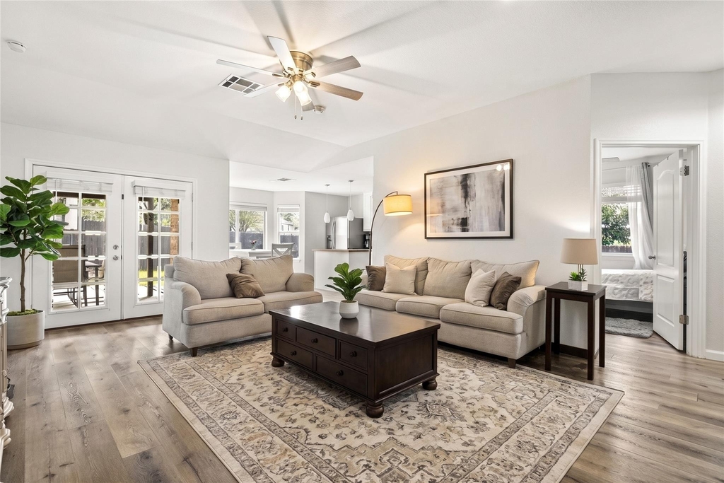 9024 Heiden Ln - Photo 14