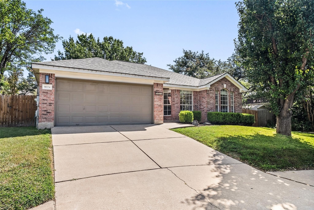 9024 Heiden Ln - Photo 8