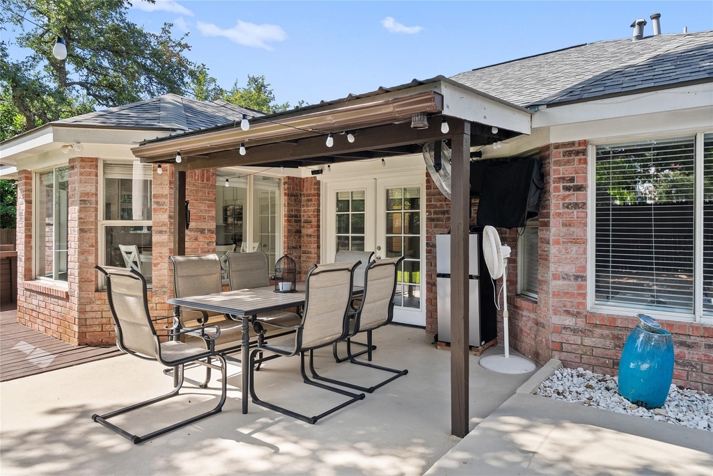9024 Heiden Ln - Photo 5