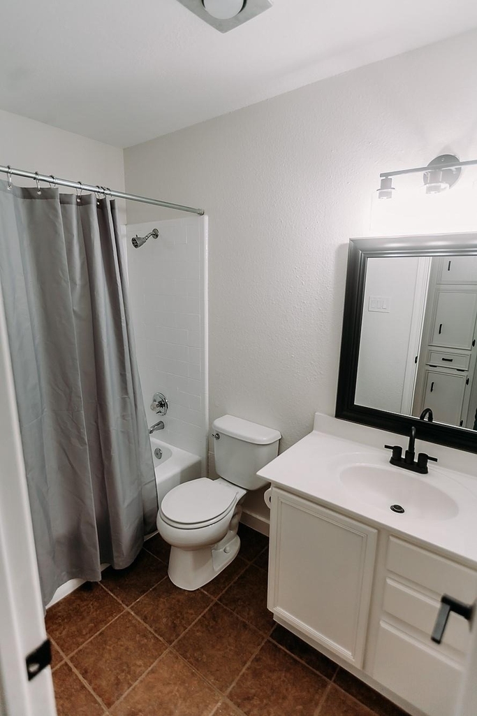 1505 Windsong Trl - Photo 10