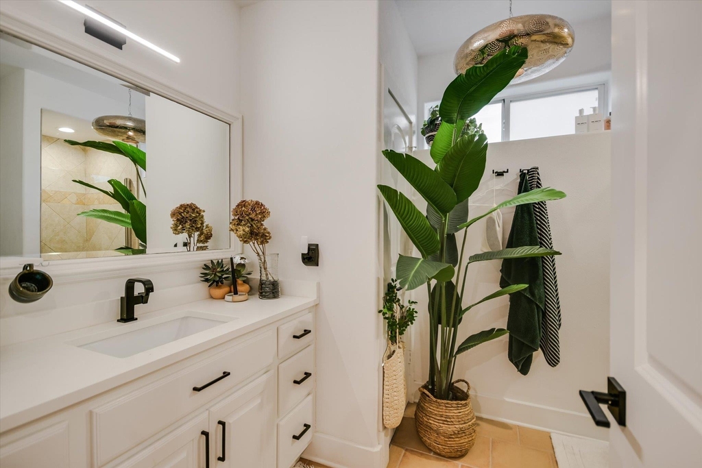 1529 Barton Springs Rd - Photo 23
