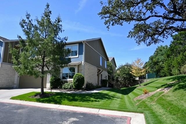 516 E Slaughter Ln - Photo 0