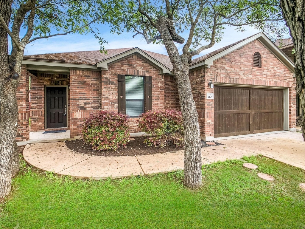 2105 Sage Canyon Dr - Photo 0
