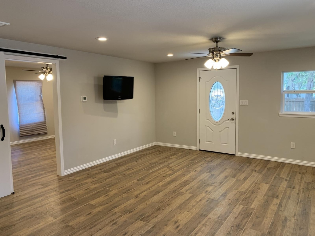 1002 Adventure Ln - Photo 23