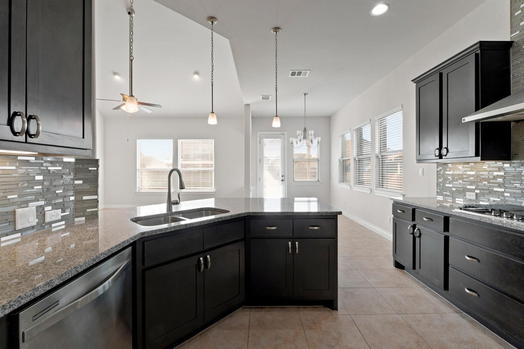 19509 Kolsti Way - Photo 12