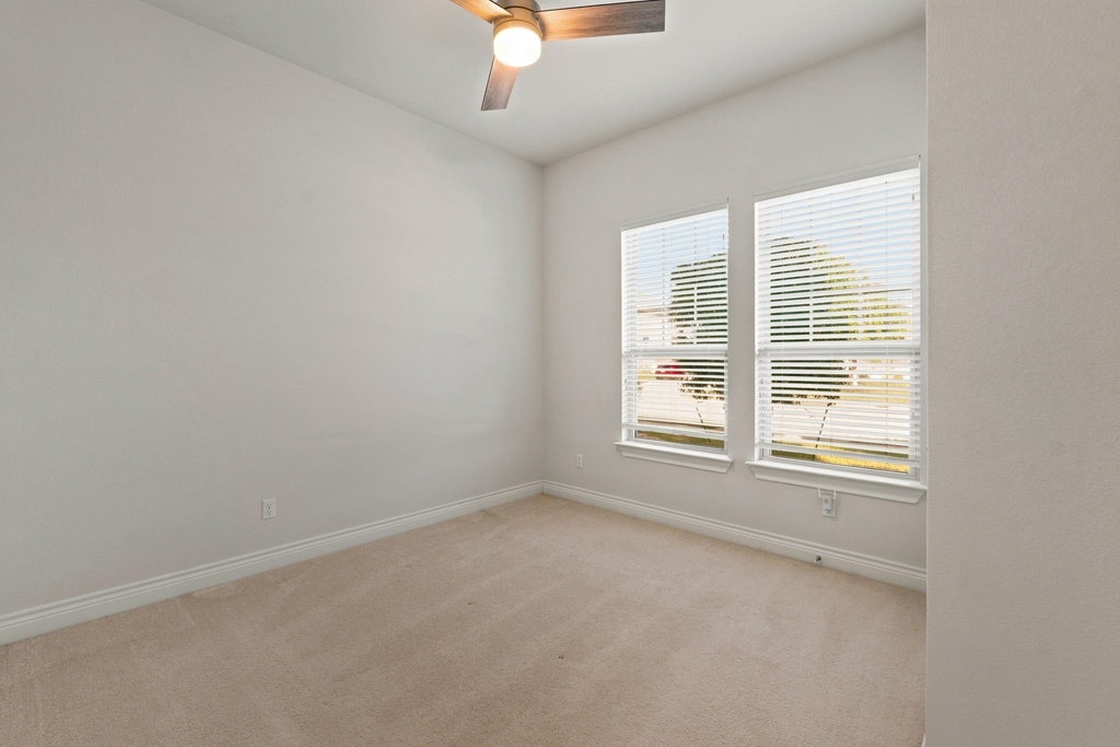 19509 Kolsti Way - Photo 33