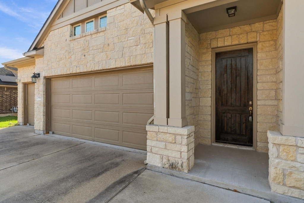 19509 Kolsti Way - Photo 2