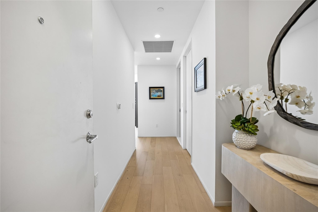 301 West Ave - Photo 18