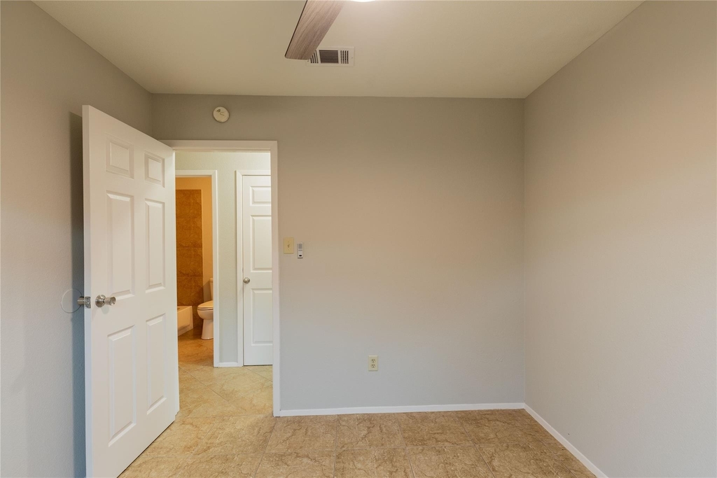 2003 Castle Gate Cir - Photo 20