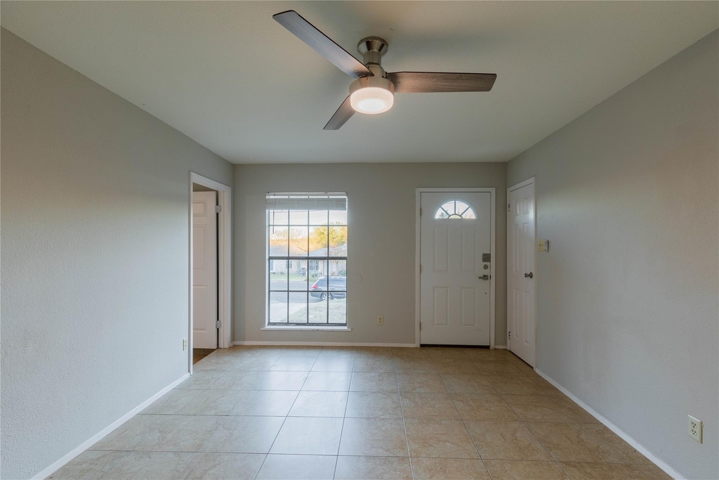 2003 Castle Gate Cir - Photo 14