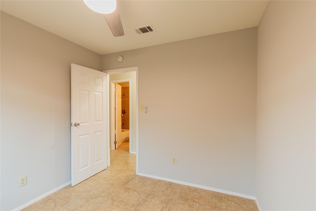 2003 Castle Gate Cir - Photo 21