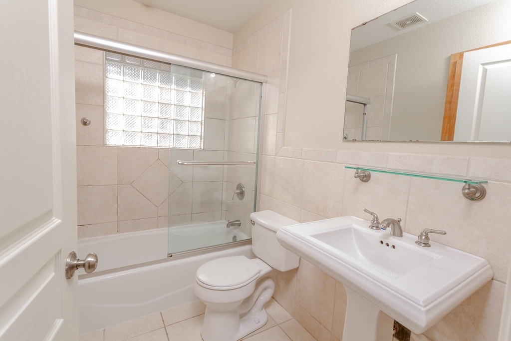 4501 Caswell Ave - Photo 10