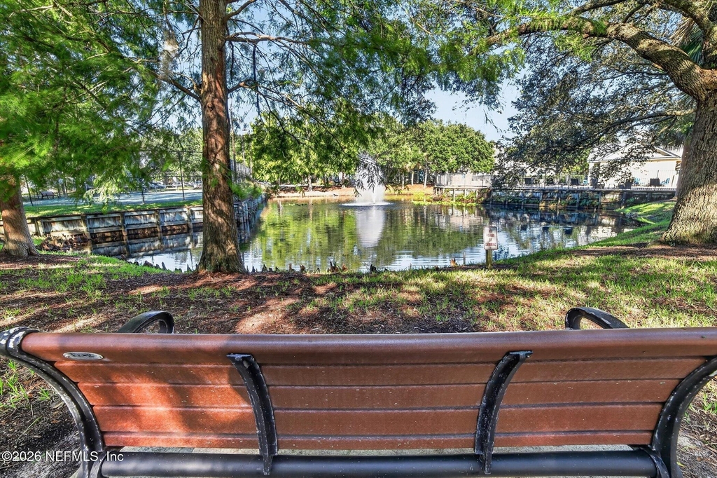 13703 Richmond Park Drive N - Photo 50