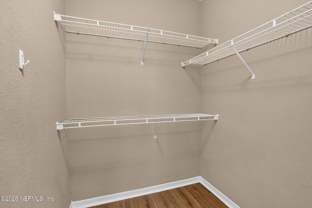 13703 Richmond Park Drive N - Photo 21