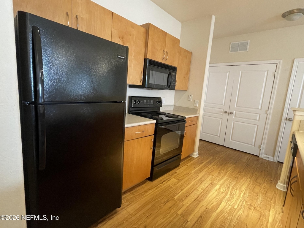 8290 Gate Parkway W - Photo 11