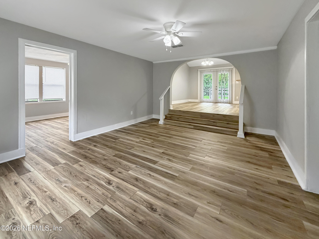 9738 Eisenhower Road - Photo 13