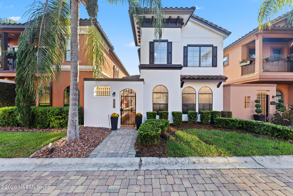 8861 La Terrazza Place - Photo 2