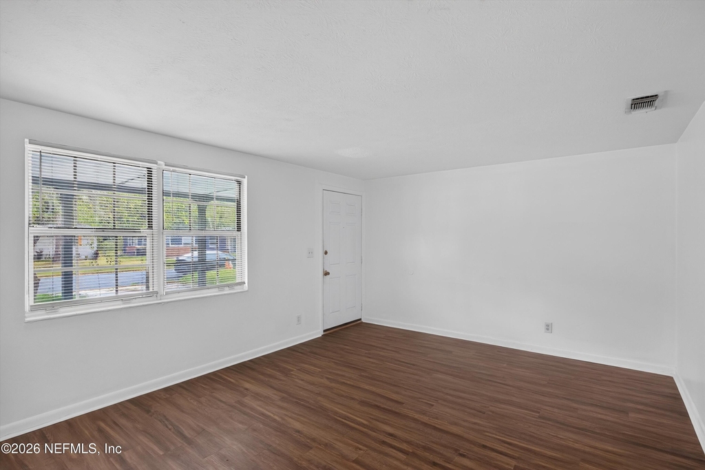 5812 Tampico Road - Photo 3