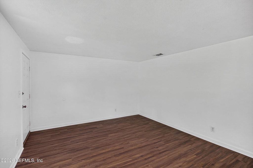 5812 Tampico Road - Photo 4
