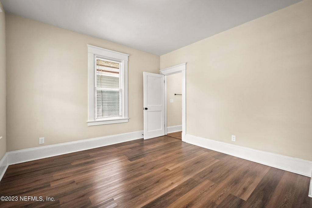 1834 Walnut Street - Photo 11