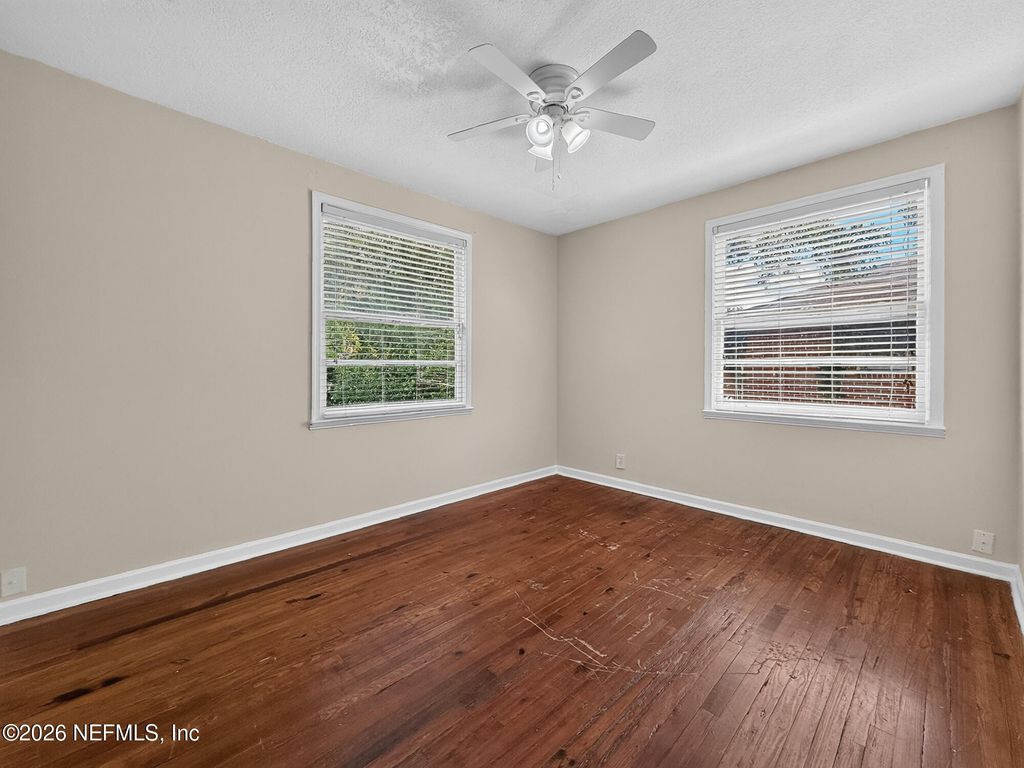 1547 Flagler Avenue - Photo 27