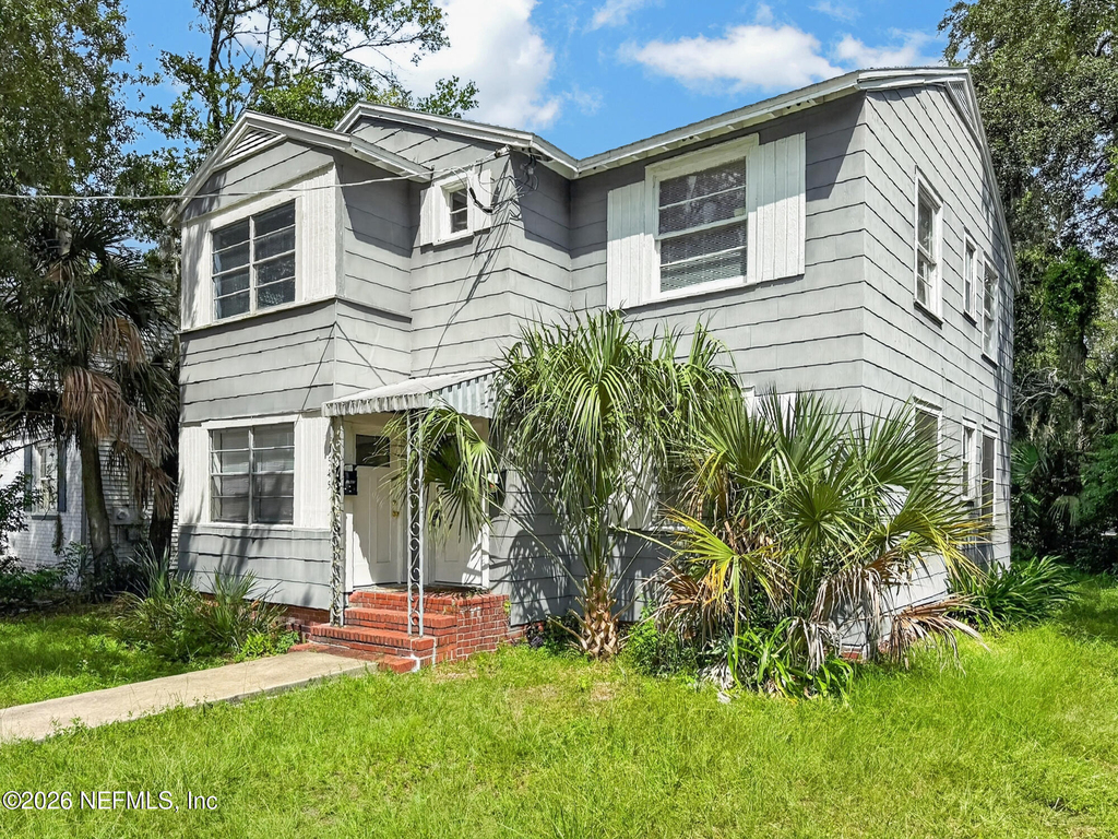 1547 Flagler Avenue - Photo 2