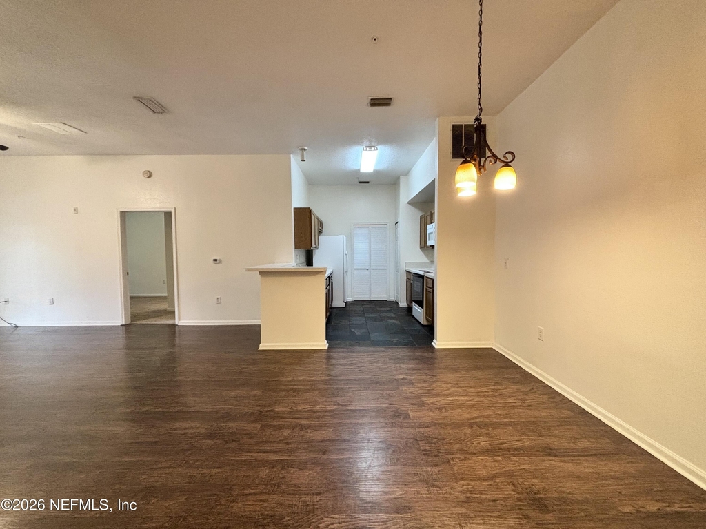 6106 Maggies Circle - Photo 3