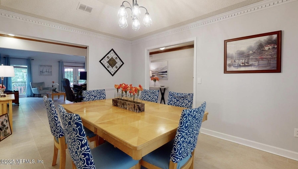 12152 Dividing Oaks Trail W - Photo 16