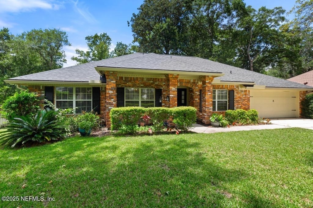 12152 Dividing Oaks Trail W - Photo 0