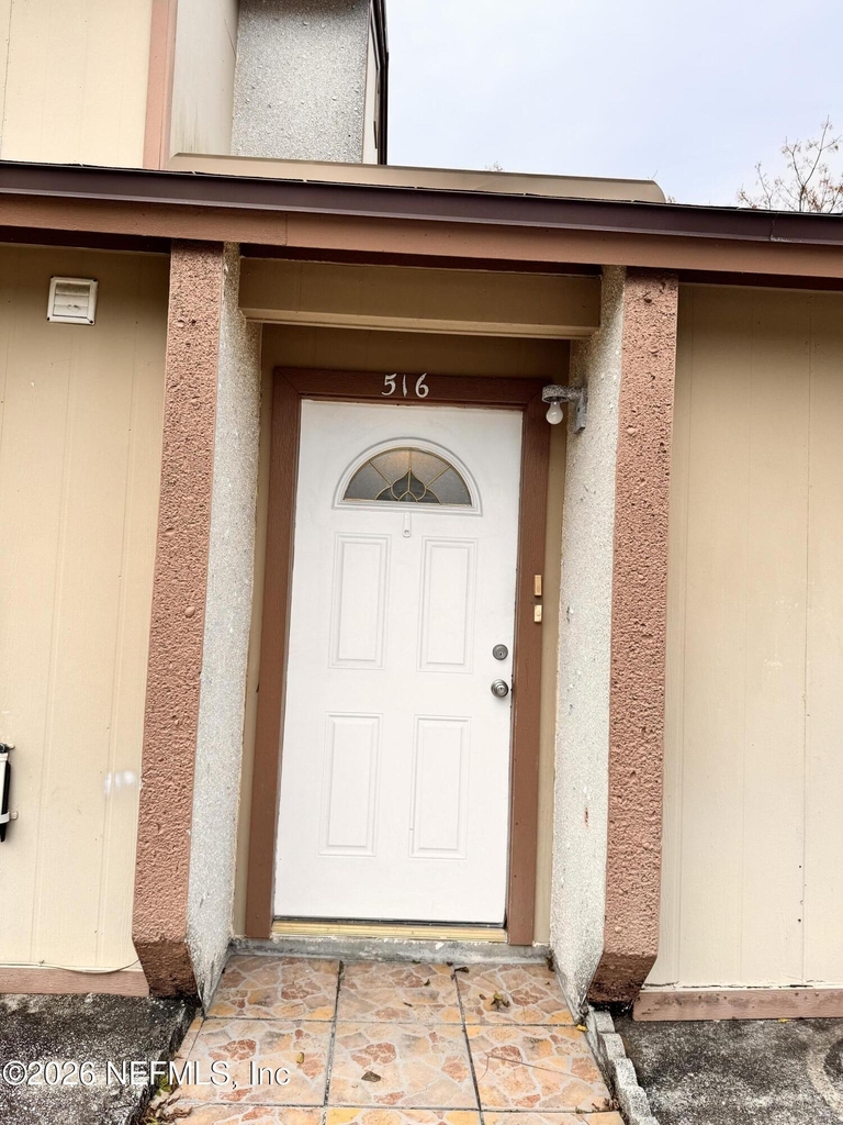 516 Aquatic Drive - Photo 1
