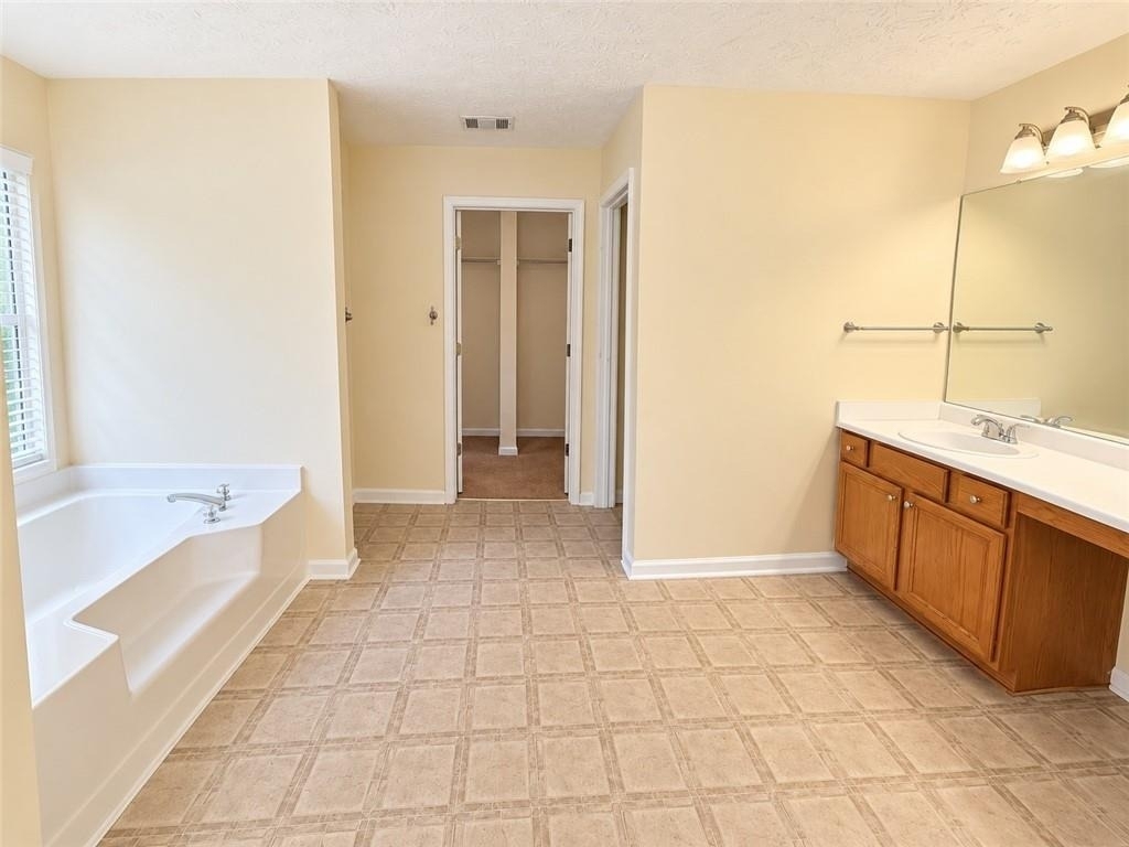 3713 Crescent Hill Lane Nw - Photo 9