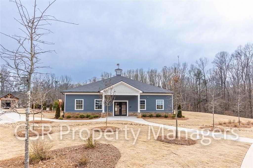 377 Timberland Avenue - Photo 32