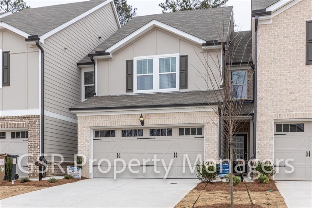 377 Timberland Avenue - Photo 0