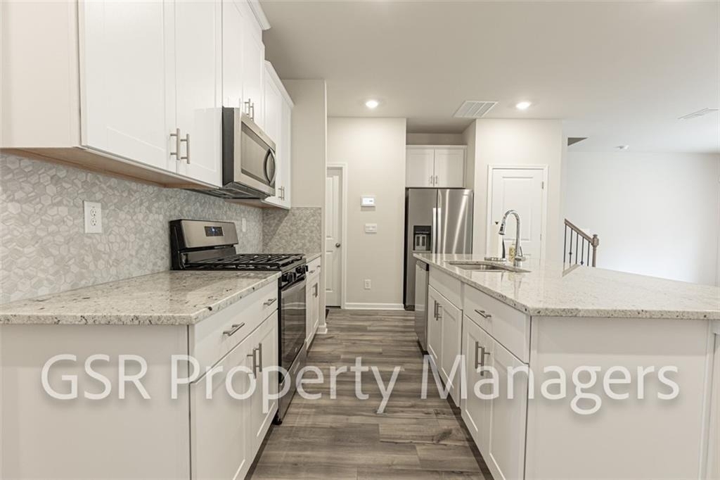 377 Timberland Avenue - Photo 3