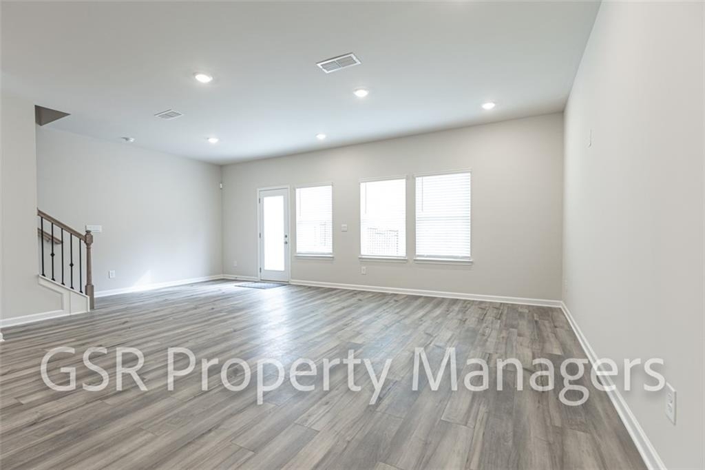 377 Timberland Avenue - Photo 11