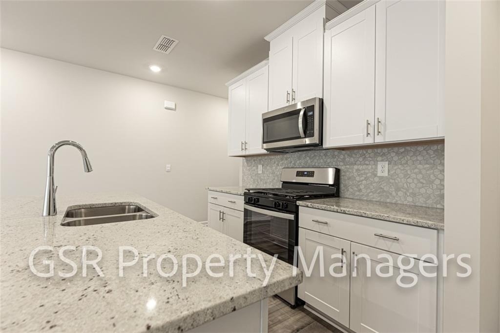 377 Timberland Avenue - Photo 6