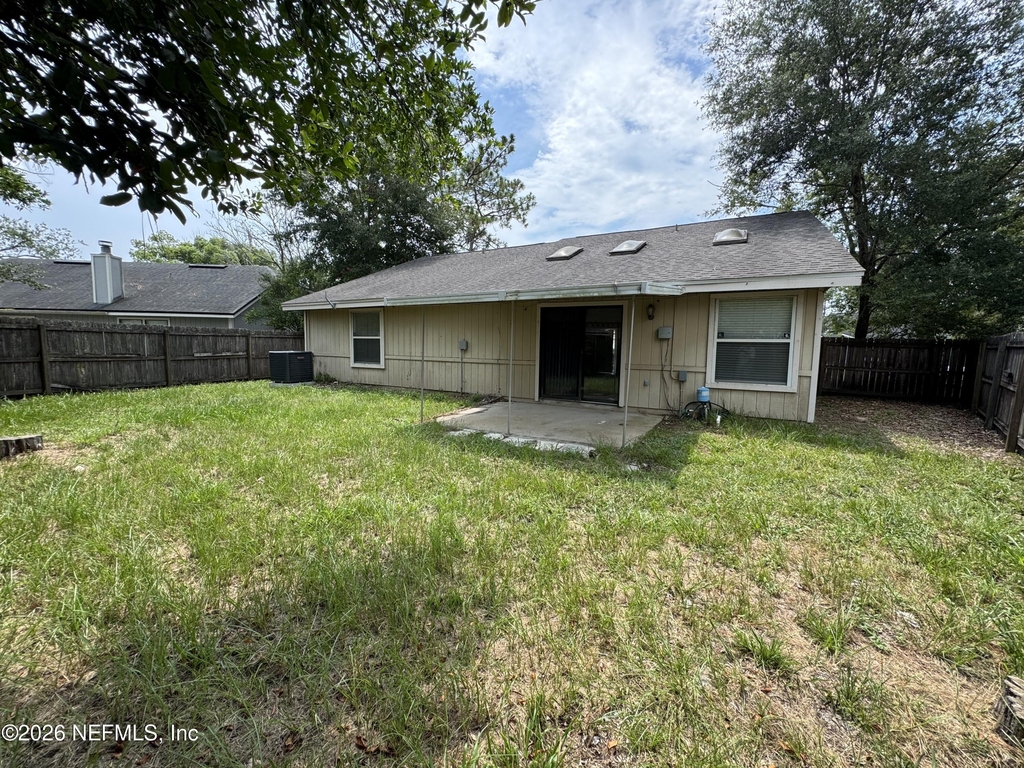 8055 Creedmoor Drive - Photo 10