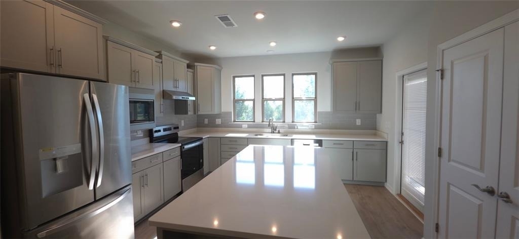 5745 Grapewood Street - Photo 3
